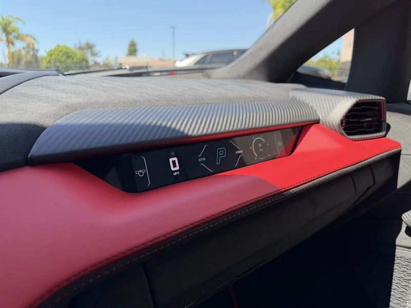 2026 Lamborghini Revuelto - Image 18 of 22