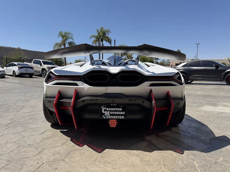 2026 Lamborghini Revuelto - Image 7 of 22