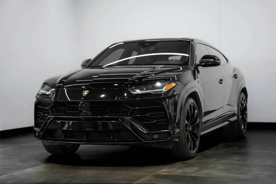 2019 Lamborghini Urus - Image 2 of 10