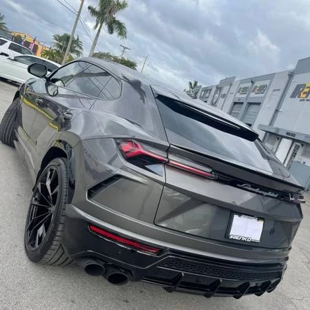 2023 Lamborghini Urus - Image 7 of 8
