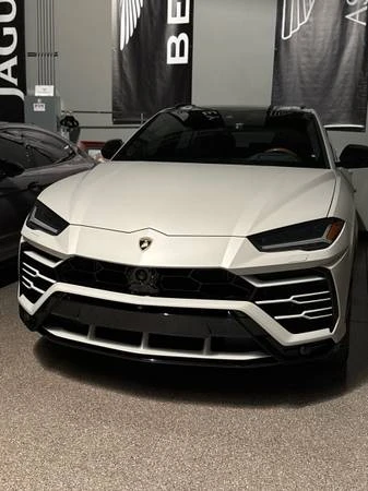 2019 Lamborghini Urus - Image 10 of 19