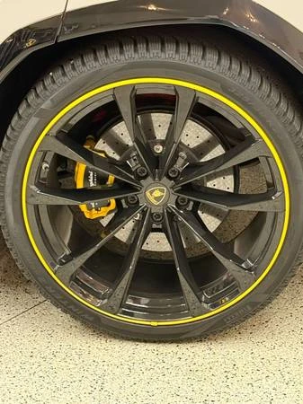 2019 Lamborghini Urus - Image 6 of 19