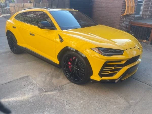 2019 Lamborghini Urus - Image 10 of 21