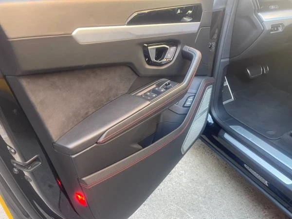 2019 Lamborghini Urus - Image 18 of 21
