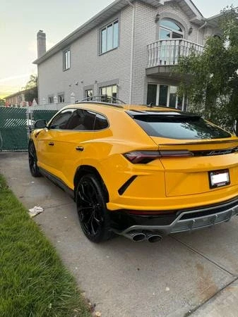2019 Lamborghini Urus - Image 3 of 21