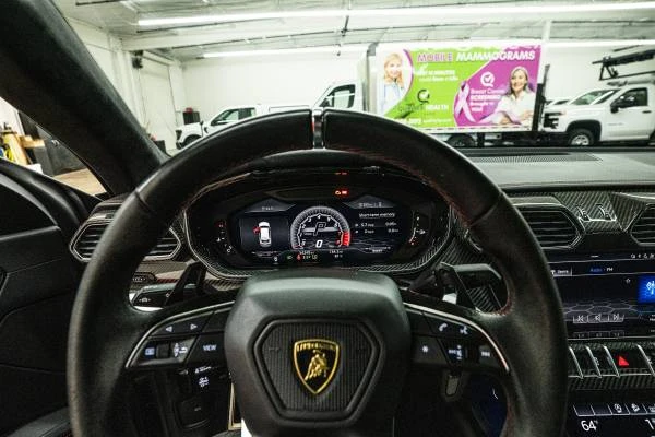 2020 Lamborghini Urus - Image 10 of 10