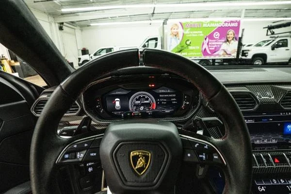 2020 Lamborghini Urus - Image 10 of 10