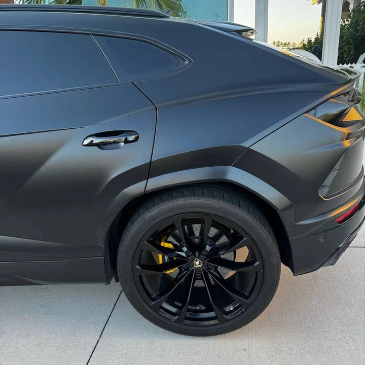2019 Lamborghini Urus - Image 5 of 18