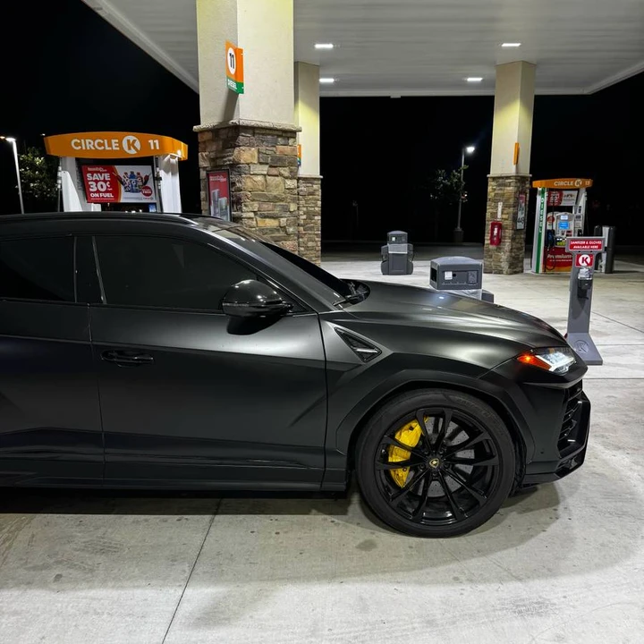 2019 Lamborghini Urus - Image 4 of 8
