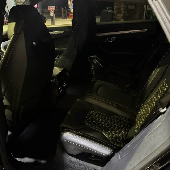 2019 Lamborghini Urus - Image 7 of 8