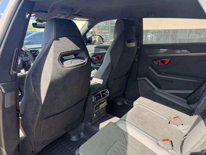 2024 Lamborghini Urus SE - Image 21 of 23