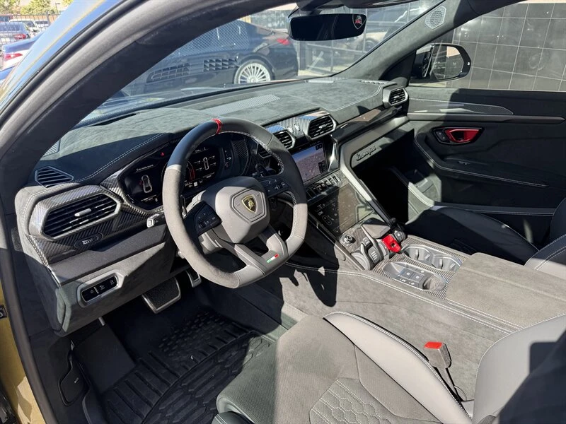 2024 Lamborghini Urus SE - Image 14 of 23