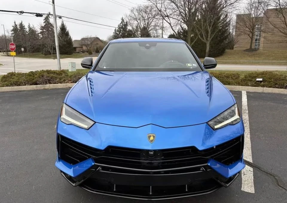Lamborghini Urus S - Image 2 of 5
