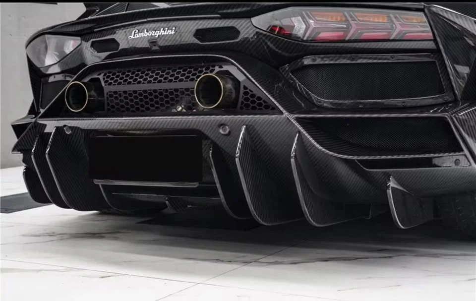 2011 Lamborghini Aventador LP700-4 - Image 4 of 4