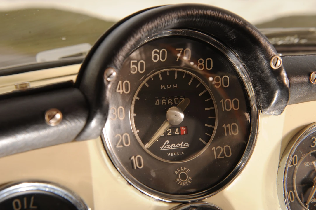 1955 Lancia Aurelia - Image 10 of 15