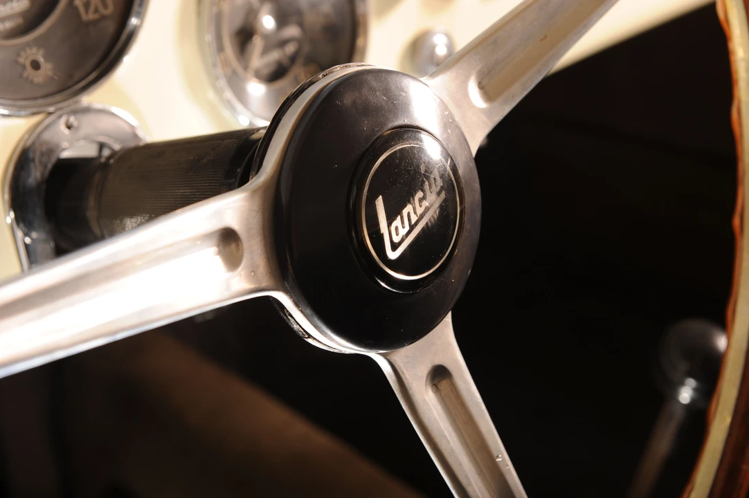 1955 Lancia Aurelia - Image 11 of 15