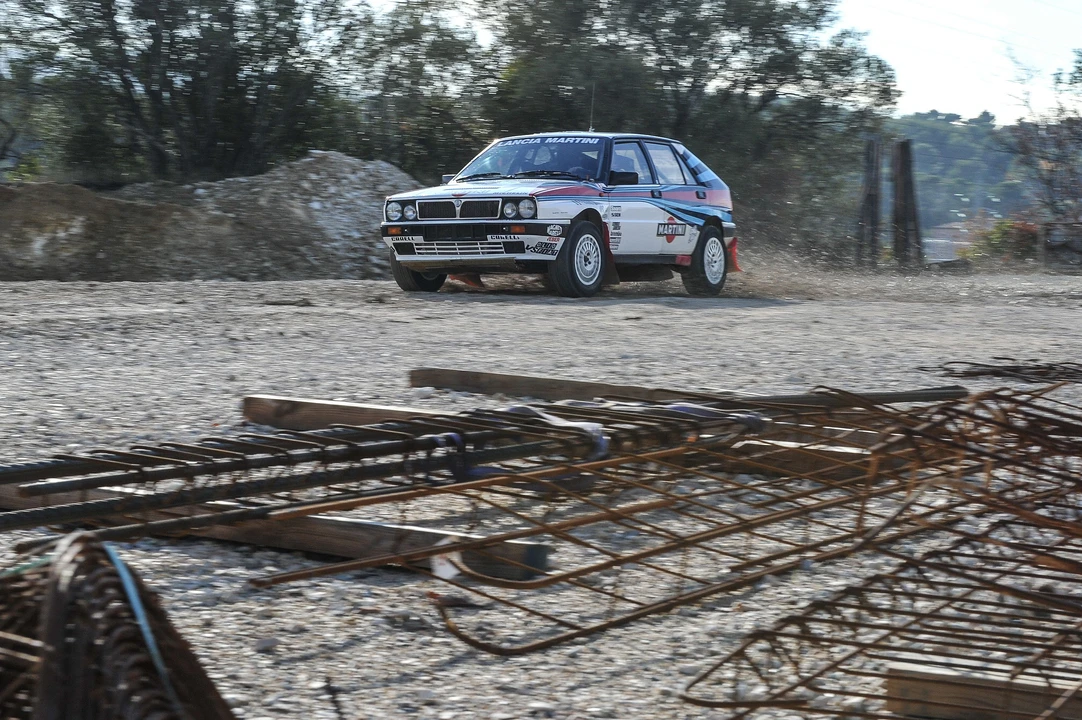 Lancia Delta 1st Gen - Image 15 of 31
