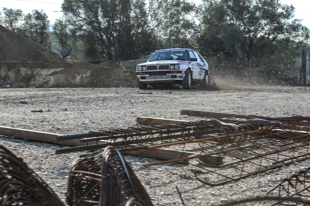 Lancia Delta 1st Gen - Image 17 of 31