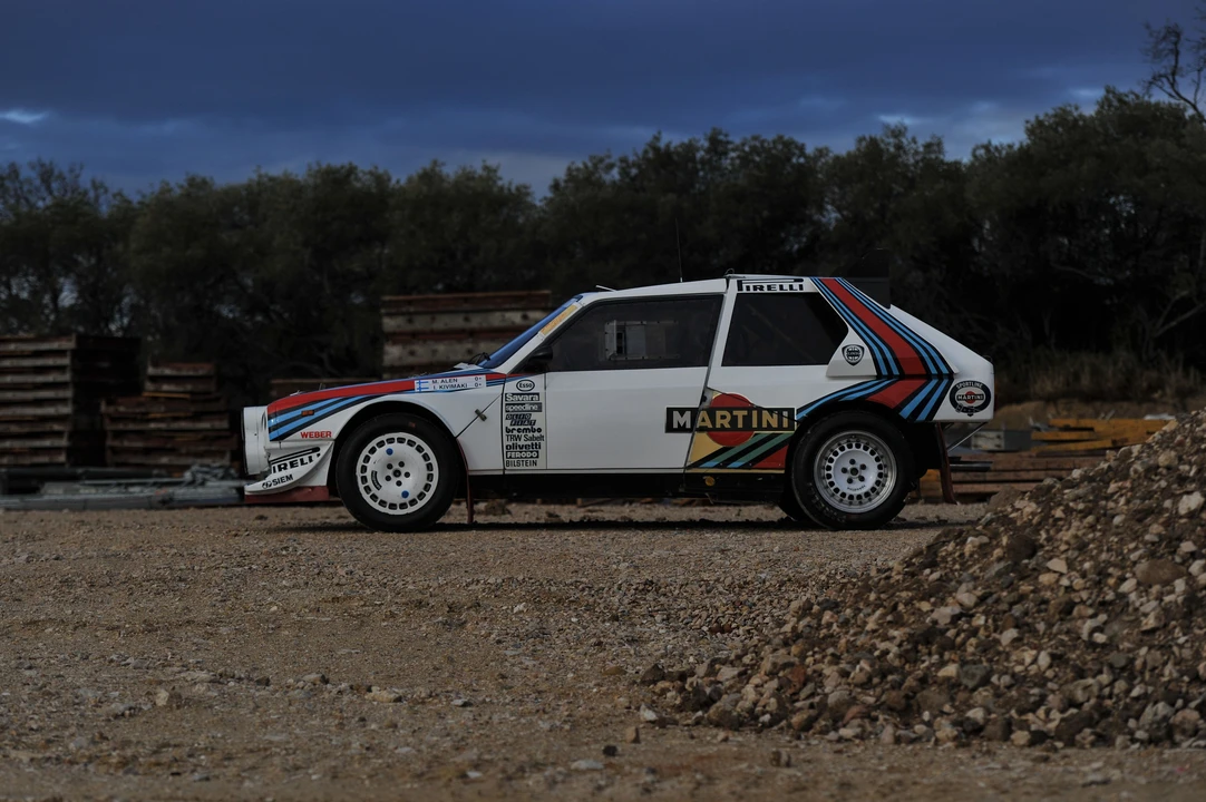 Lancia Delta 1st Gen - Image 14 of 31