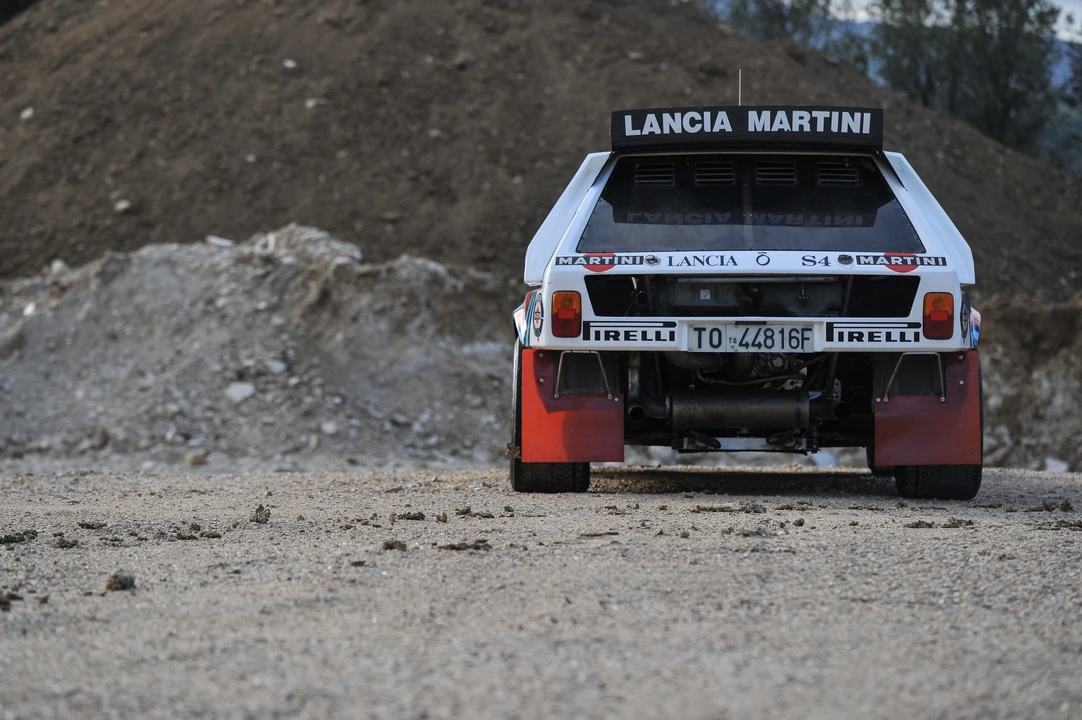Lancia Delta 1st Gen - Image 13 of 31