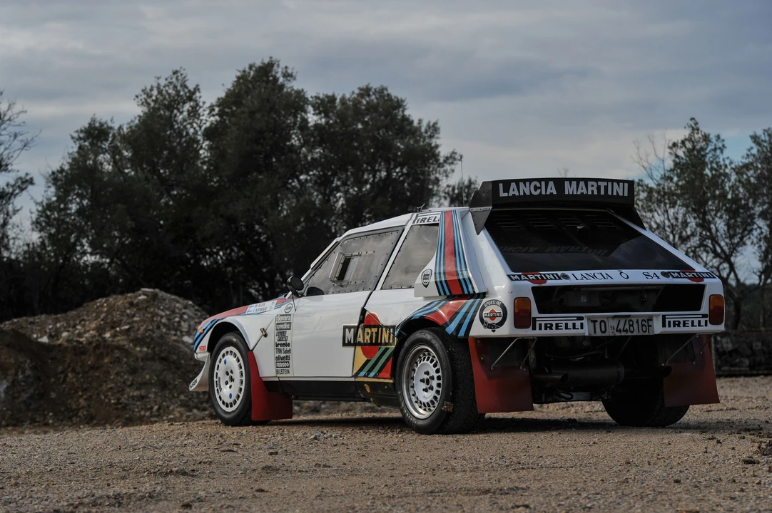 Lancia Delta 1st Gen - Image 16 of 31