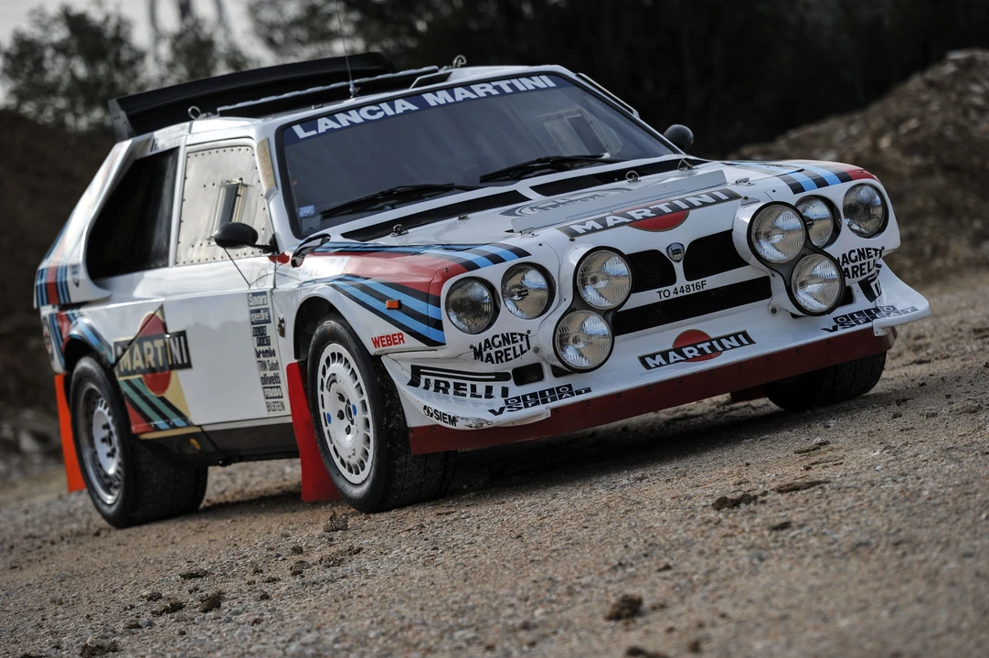 Lancia Delta 1st Gen - Image 2 of 31
