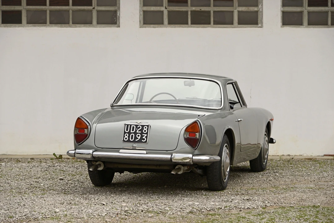 Lancia Flaminia - Image 4 of 26