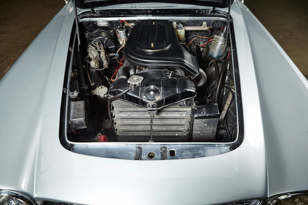 Lancia Flaminia - Image 8 of 11