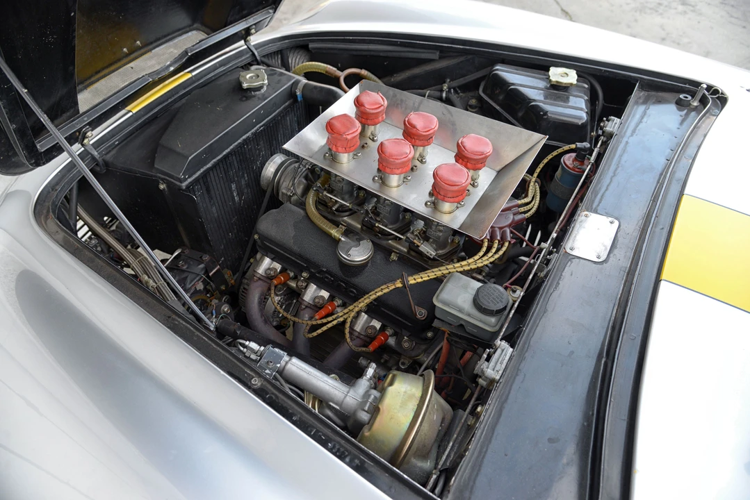 Lancia Flaminia - Image 14 of 21