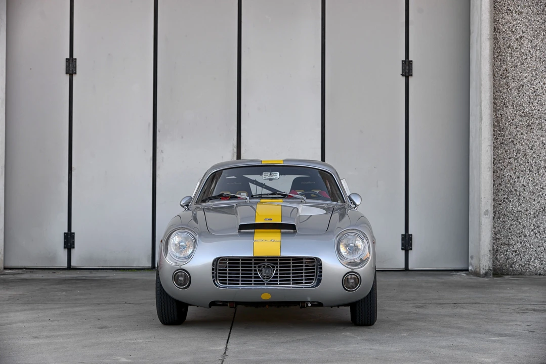 Lancia Flaminia - Image 11 of 21