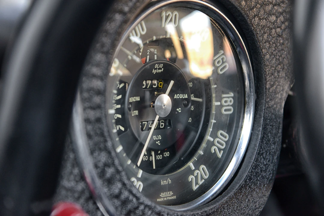 Lancia Flaminia - Image 7 of 21