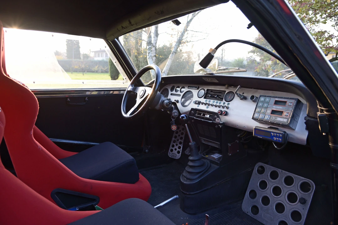 1300 Lancia Fulvia - Image 14 of 30