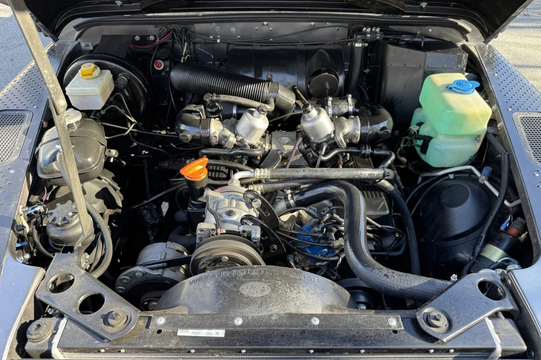 Land Rover Defender 110 - Image 6 of 8