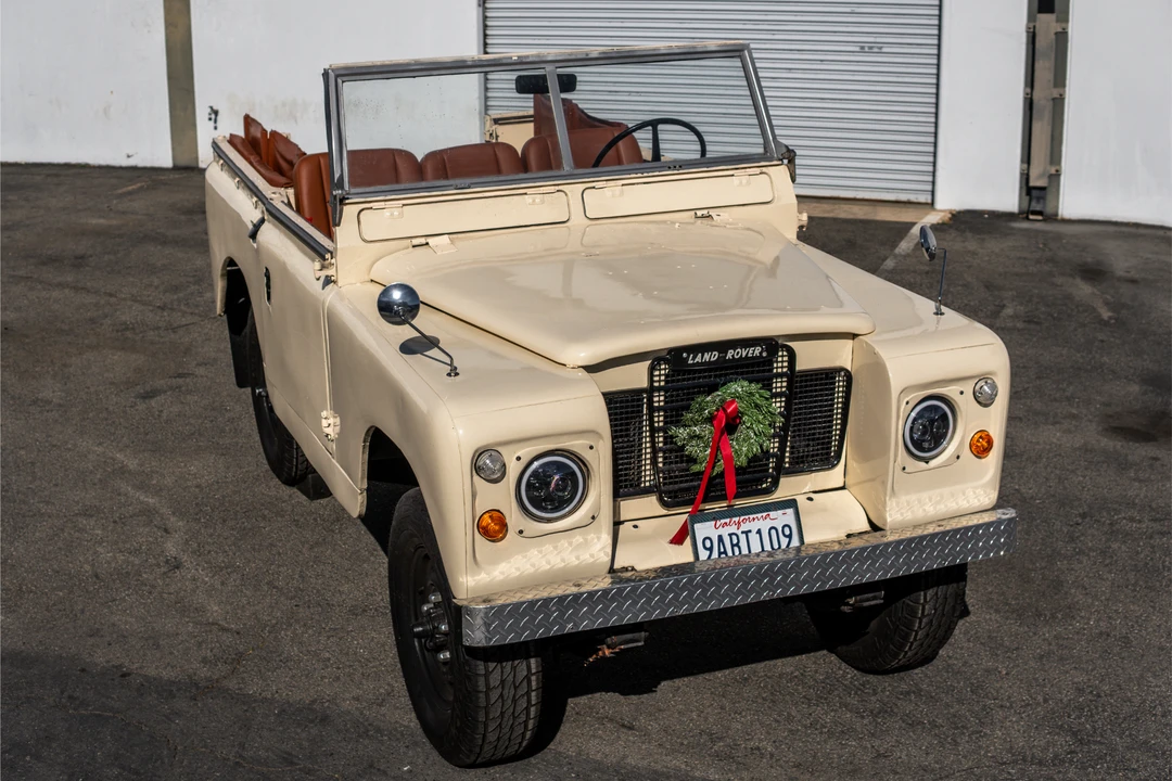 Land Rover Series II/IIA 88 - Image 2 of 31
