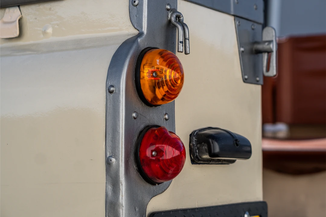 Land Rover Series II/IIA 88 - Image 30 of 31