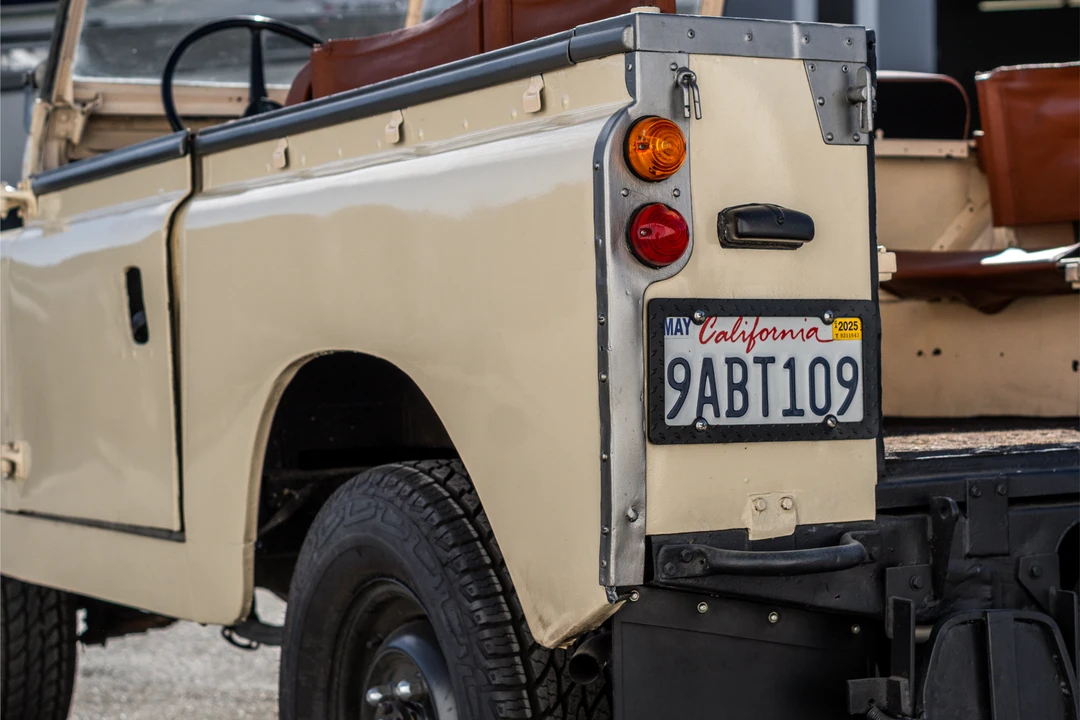 Land Rover Series II/IIA 88 - Image 28 of 31