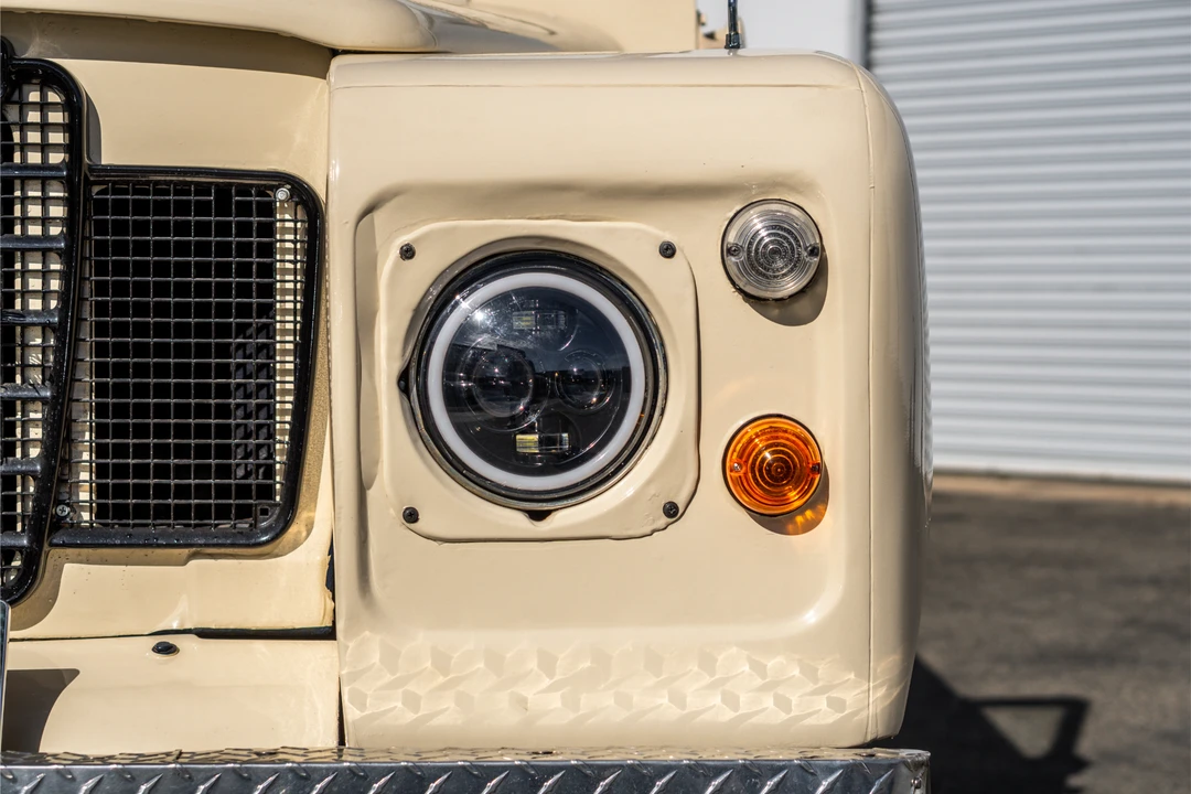 Land Rover Series II/IIA 88 - Image 23 of 31