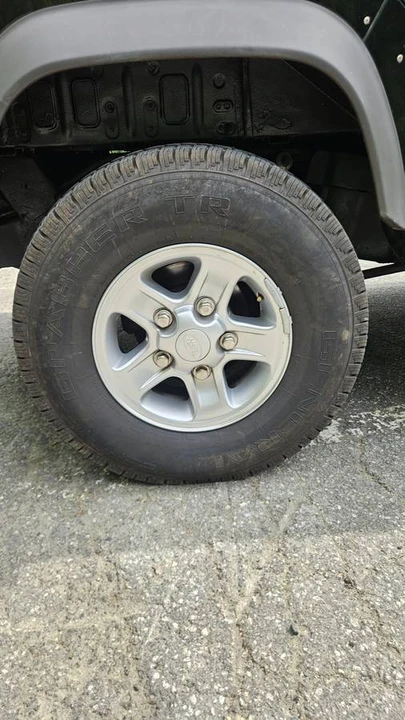 2007 Land Rover Defender 110 - Image 8 of 14