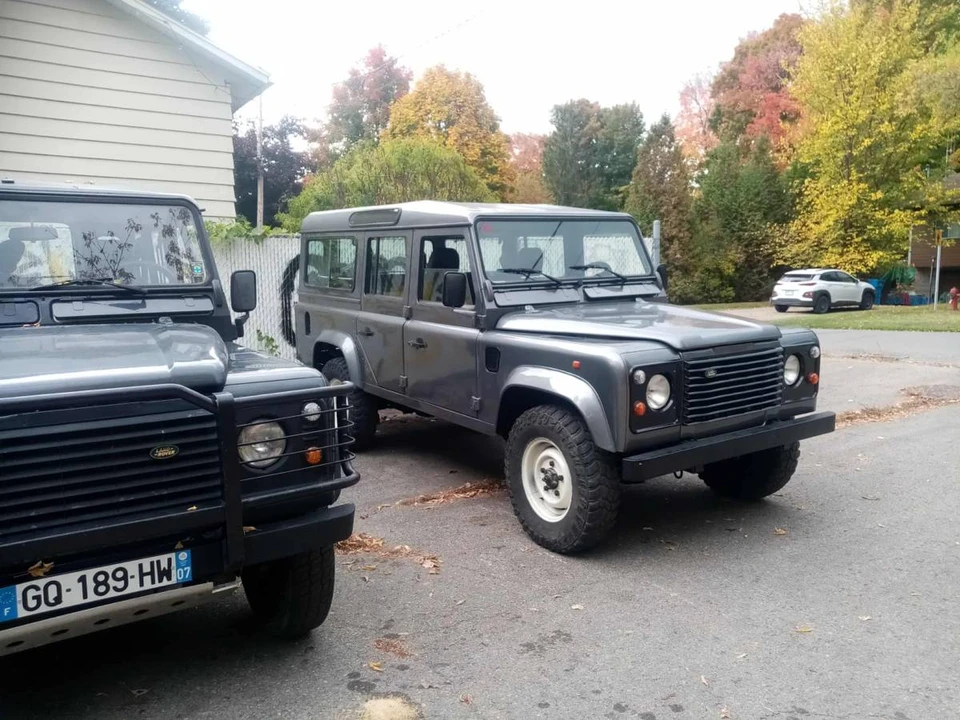 2003 Land Rover Defender 110 - Image 18 of 19