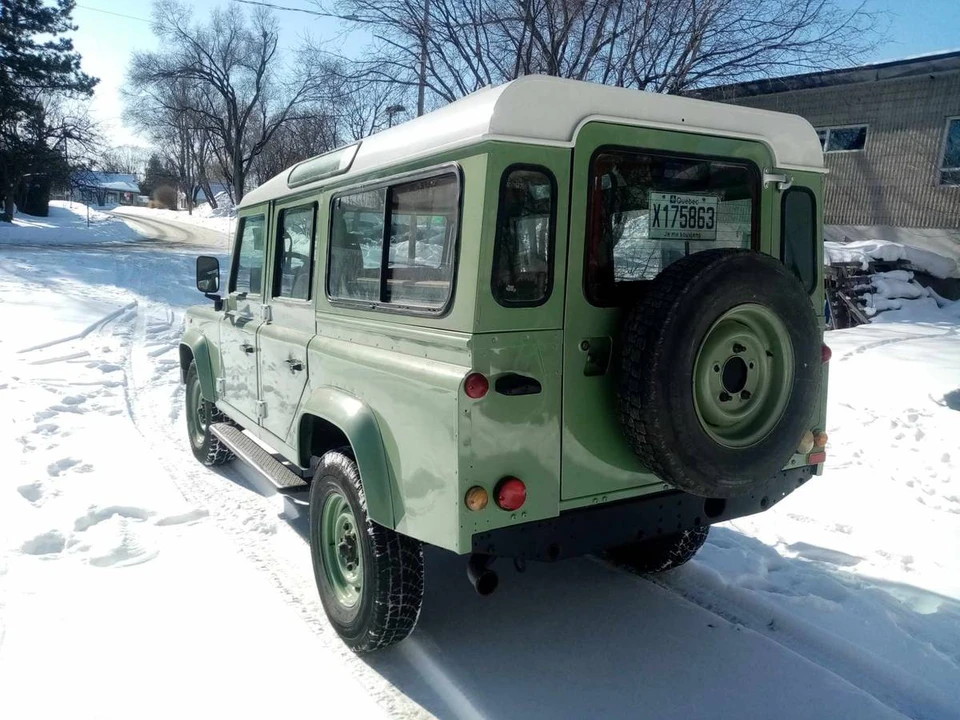 2003 Land Rover Defender 110 - Image 14 of 19
