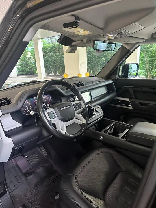 2020 Land Rover Defender L663 - Image 9 of 15