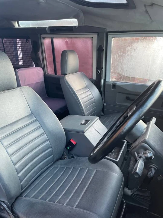 1991 Land Rover Defender 110 - Image 18 of 20