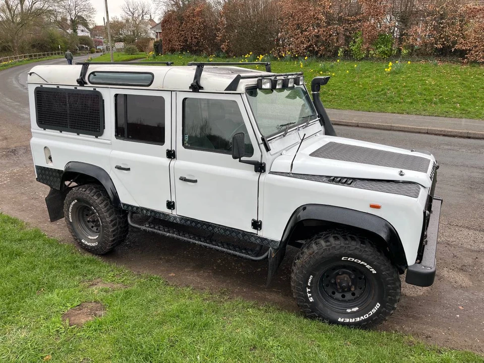 1991 Land Rover Defender 110 - Image 15 of 20