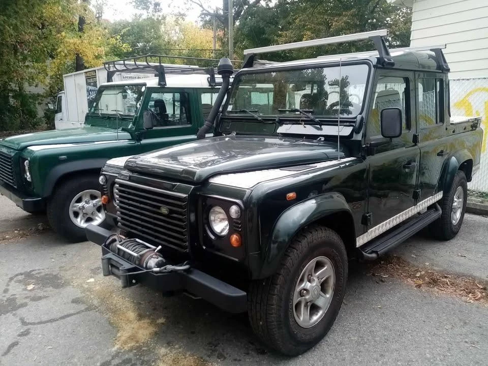 2002 Land Rover Defender 110 - Image 9 of 21