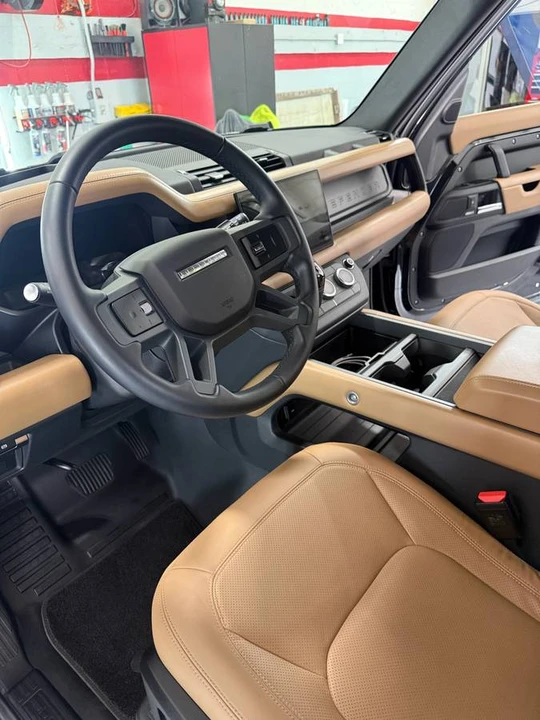 2025 Land Rover Defender L663 - Image 3 of 9