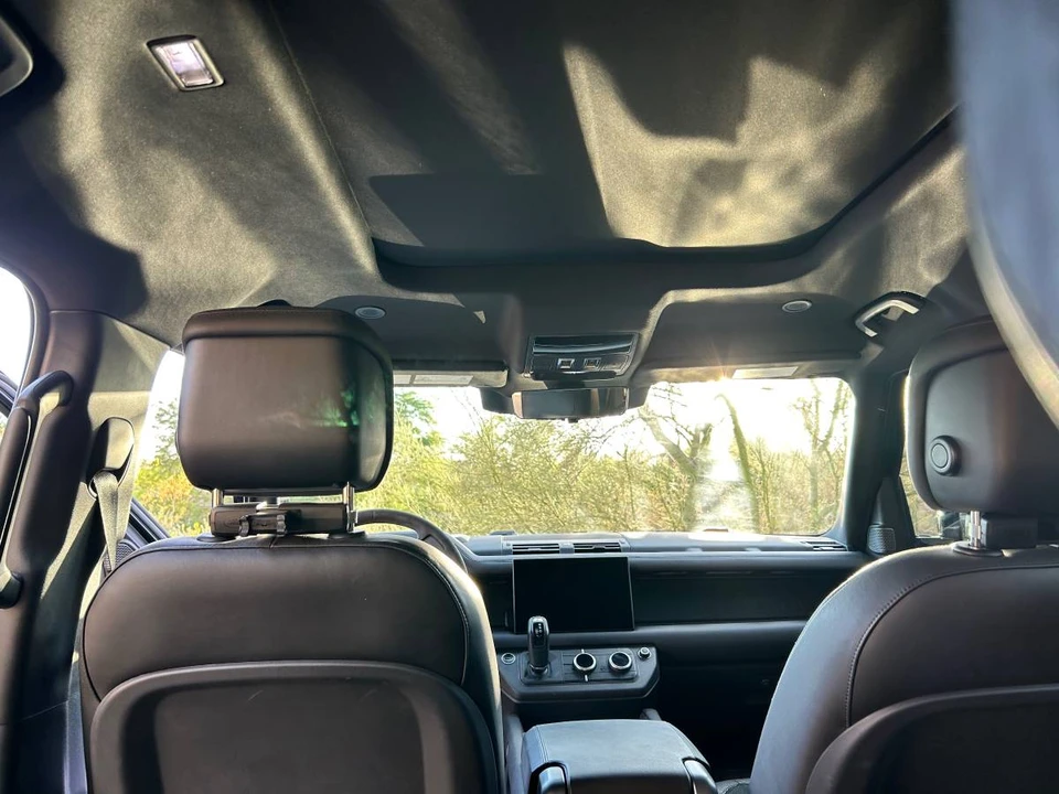 2023 Land Rover Defender V8 - Image 16 of 21