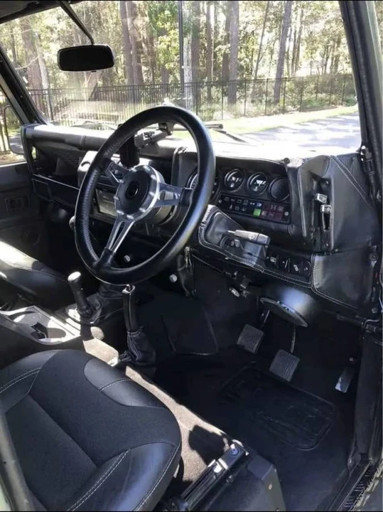 1989 Land Rover Defender 90 - Image 7 of 14