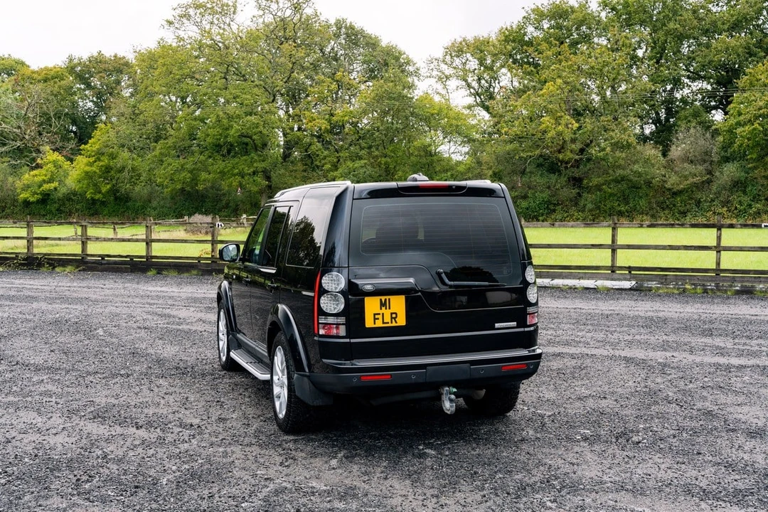 2016 Land Rover Discovery 4th Gen - Image 13 of 30
