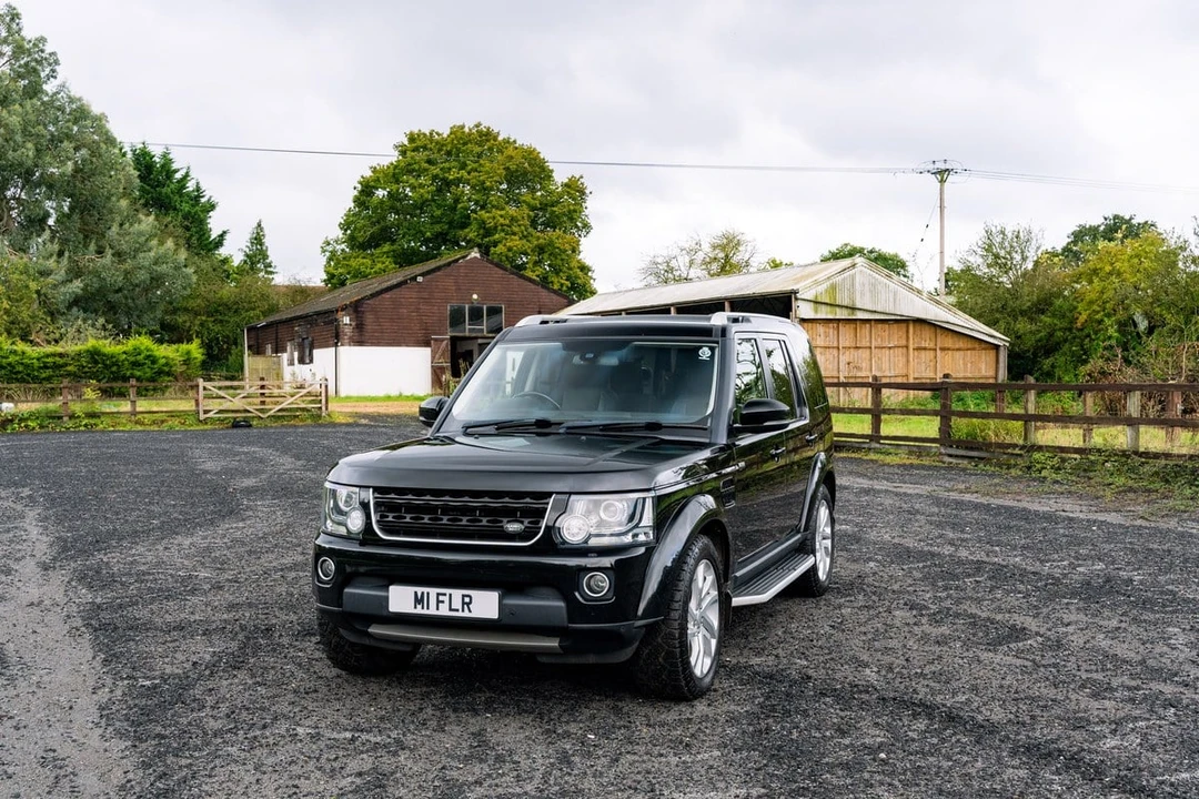 2016 Land Rover Discovery 4th Gen - Image 4 of 30