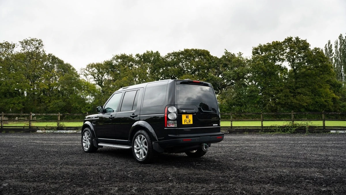 2016 Land Rover Discovery 4th Gen - Image 26 of 30
